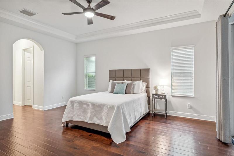 Master EnSuite