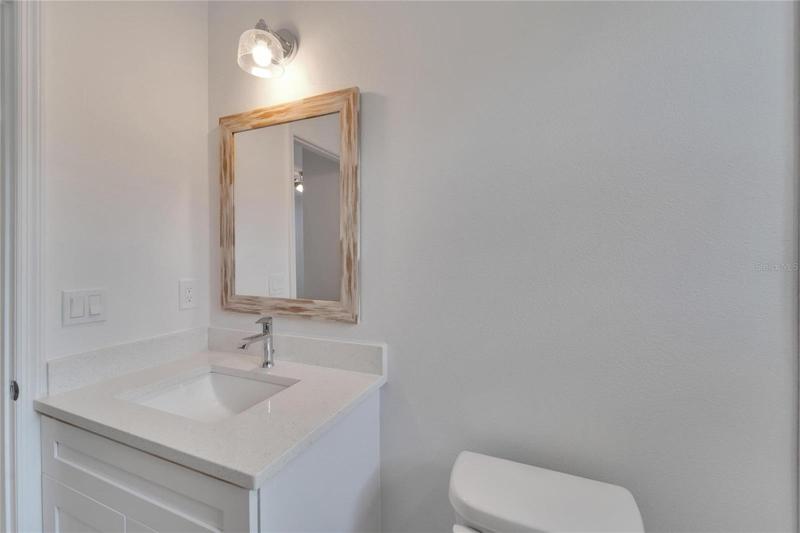 Full Bathroom 2