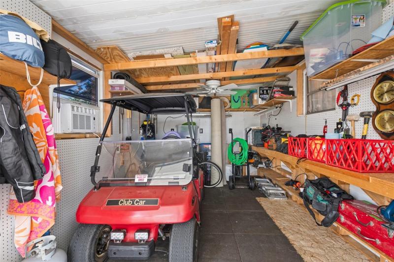 GOLF CART INCLUDED