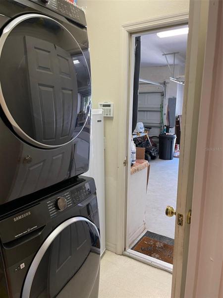 Washer/Dryer Utility Room and Door to Garage