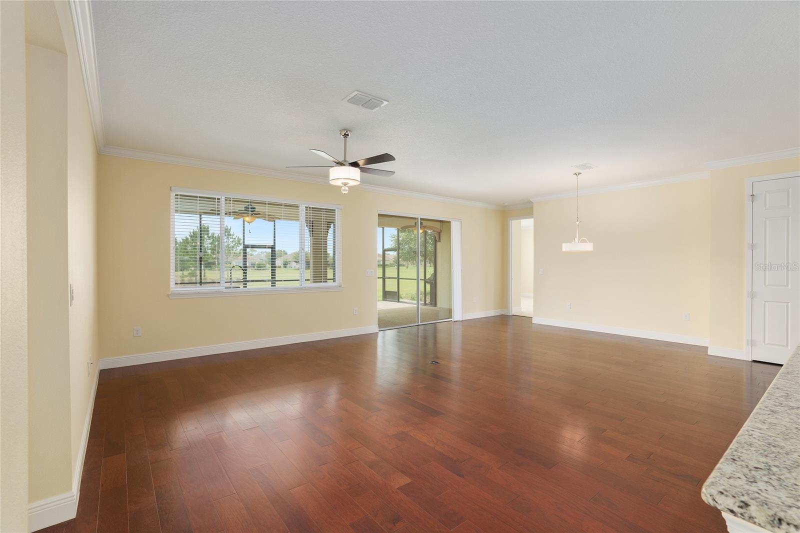 Primary suite close to lanai