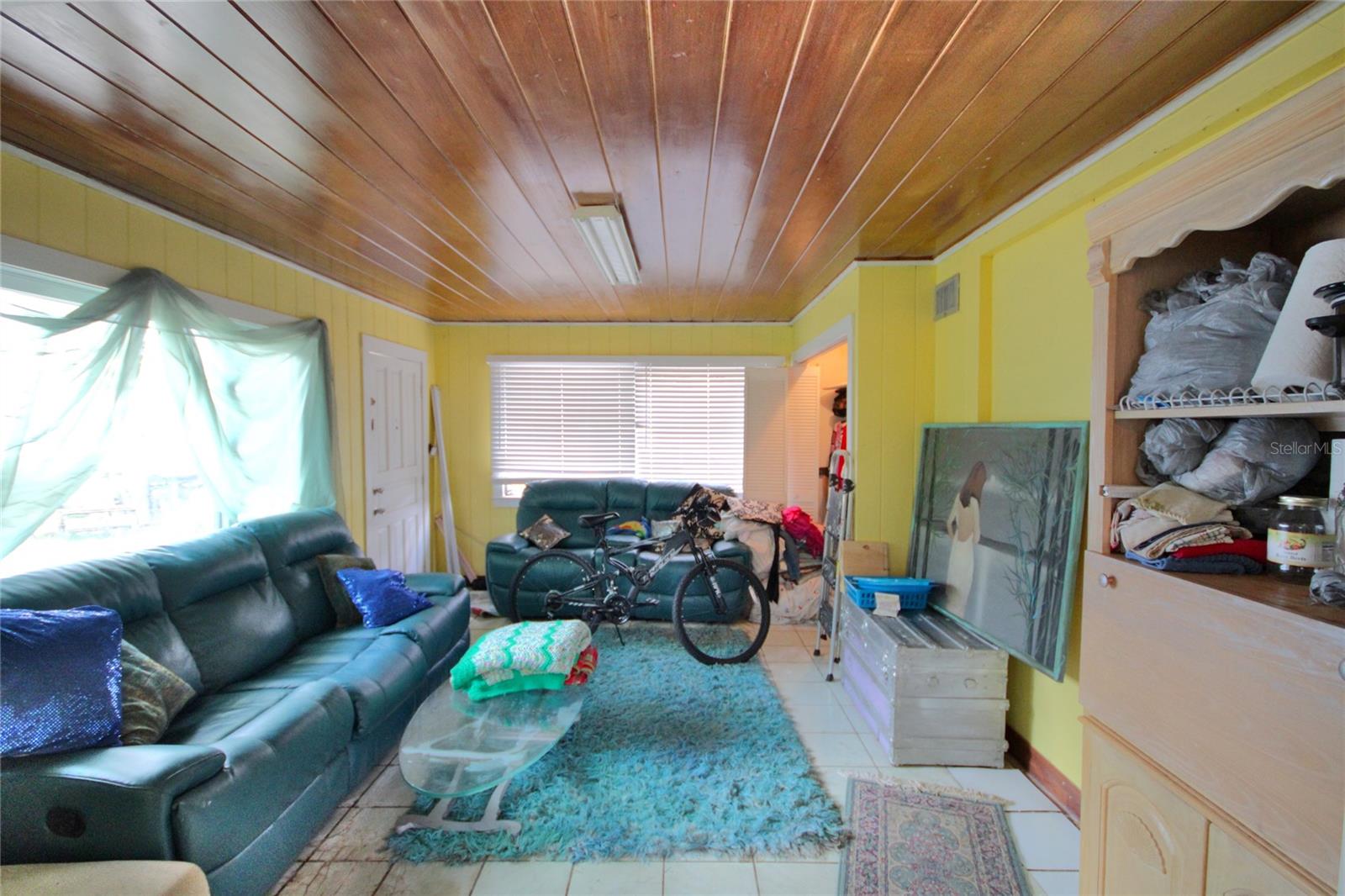 In-law suite / family room