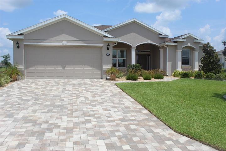 Golf front home