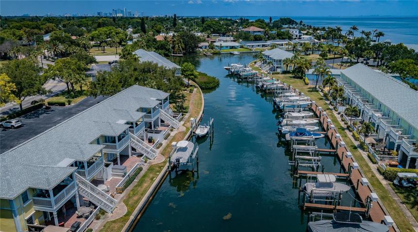 View of Downtown St Pete, ONLY 4 miles N