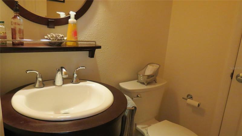 1/2 bath on level 1