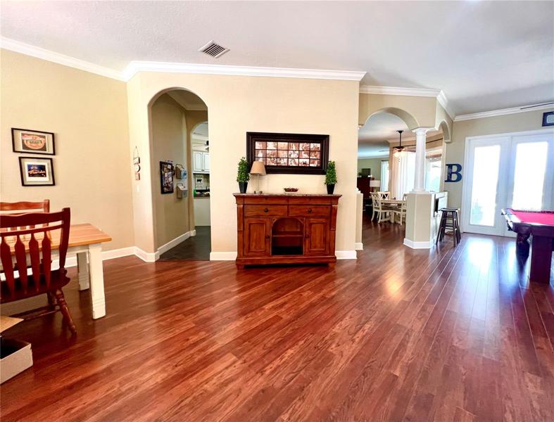 Entry ways to wet bar &  kitchen/breakfast nook area