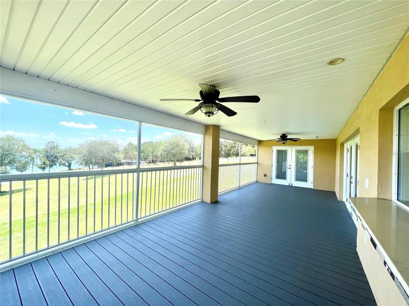 2nd home- lg scr patio w/ great lake views