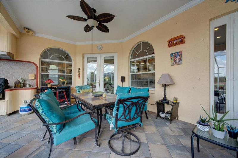 Covered patio with outdoor kitchen