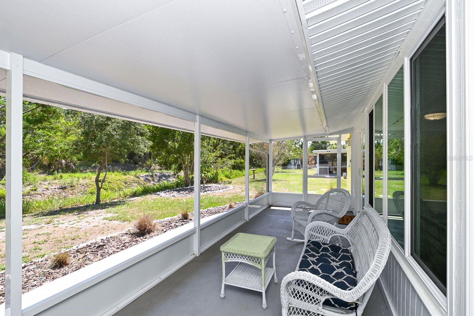 Covered, Screened Lanai