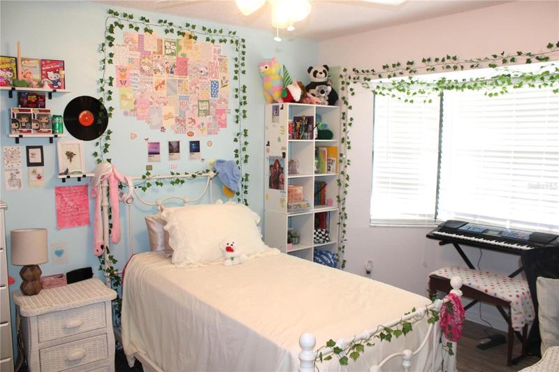 Guest Bedroom #1