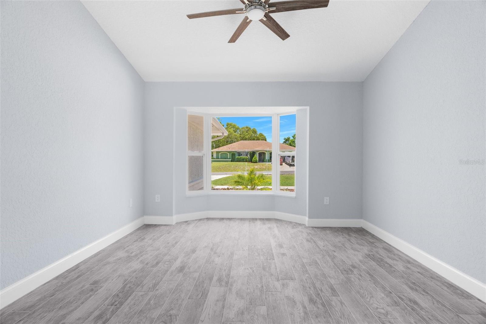 Bonus Room/Office