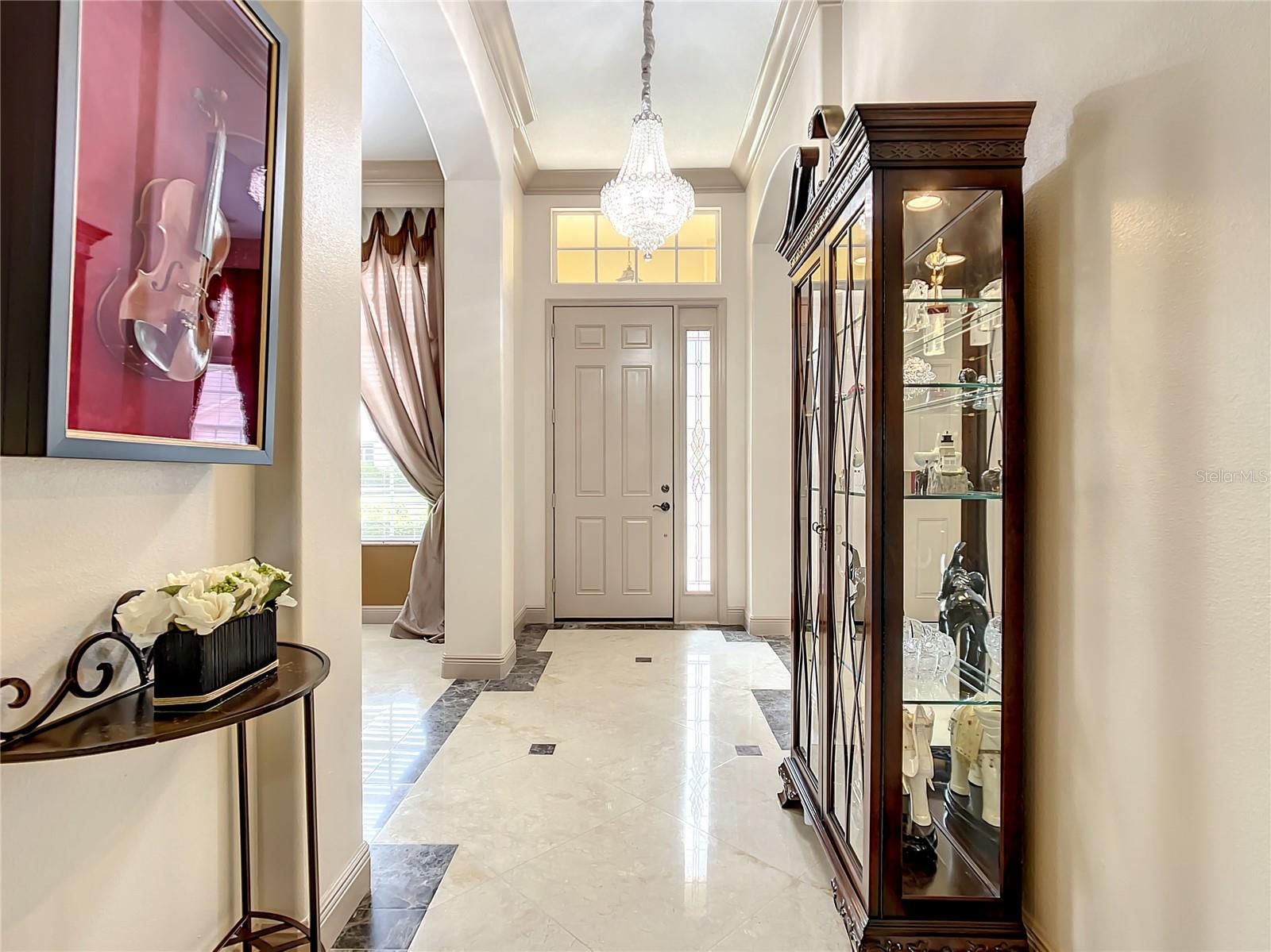 FOYER