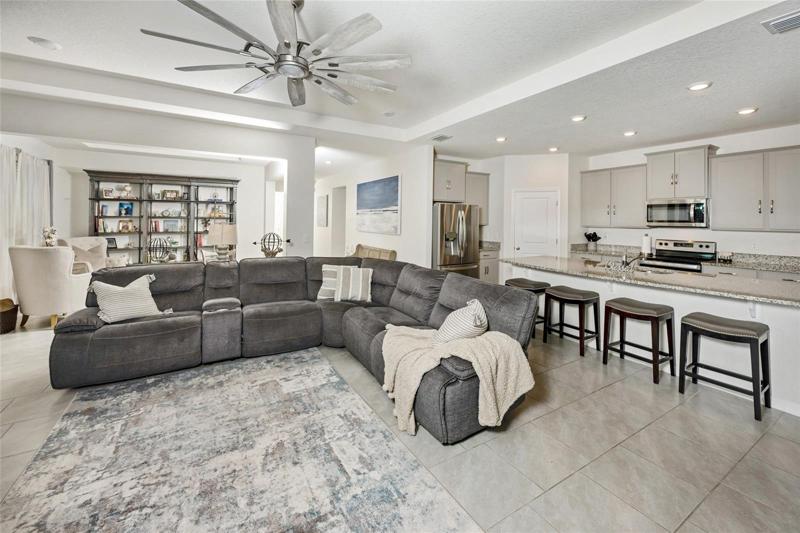 Family room/ den combo off kitchen
