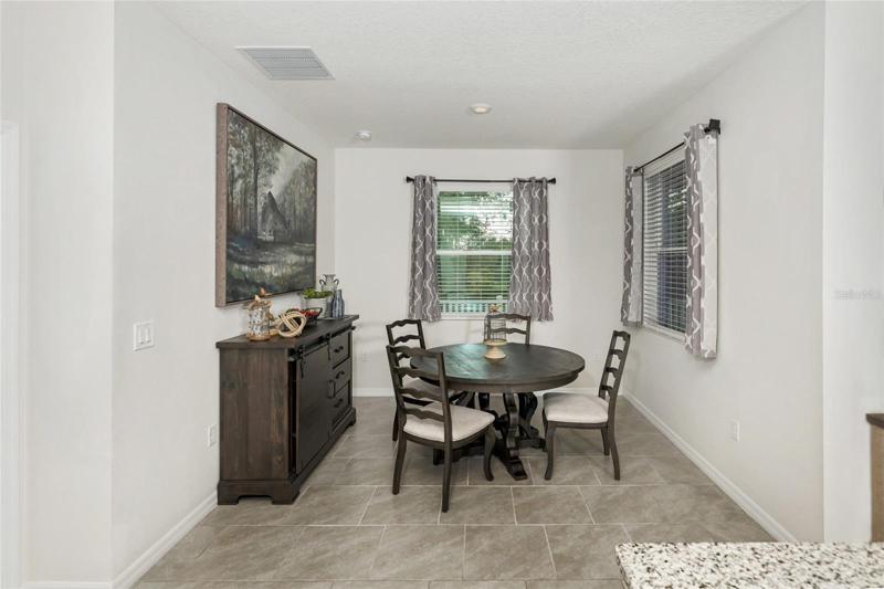 Eat-in kitchen area