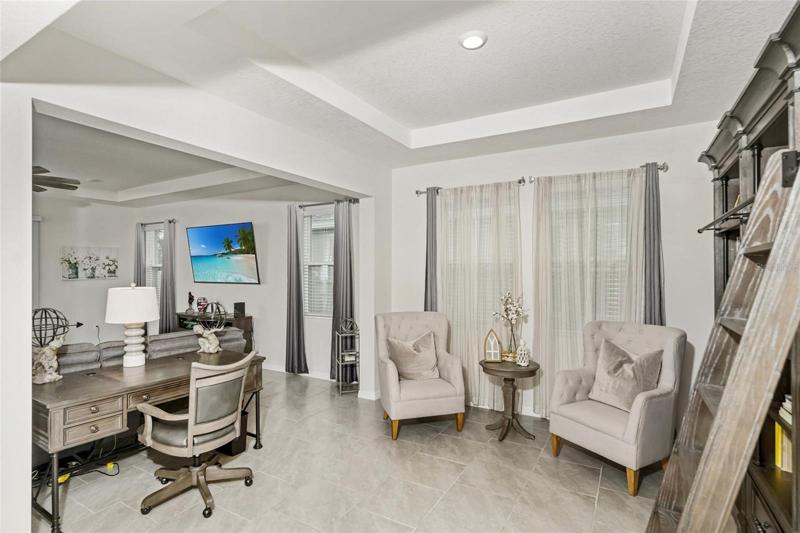 Den/library room