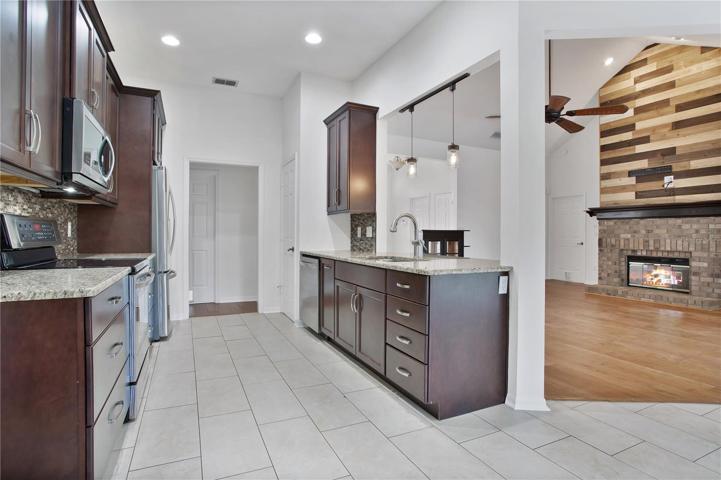 Kitchen/Living Room View