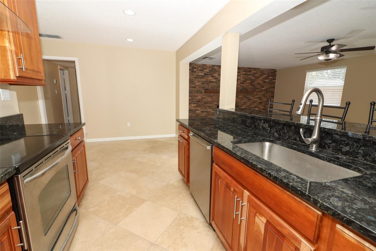 Kitchen Alt View