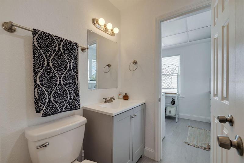 Duplex - Unit 1 Bathroom