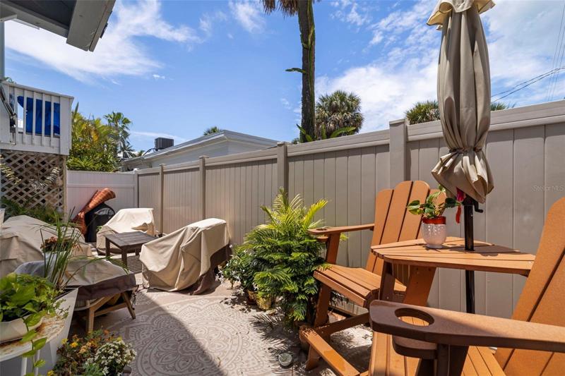 Outdoor sitting area