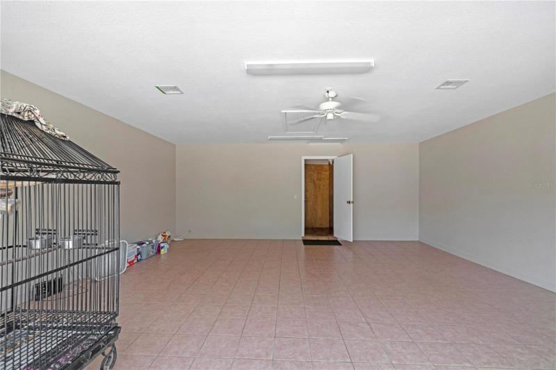Bonus Room w/Sliders
