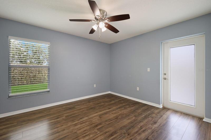 2nd Bedroom w/Separate Side Entry