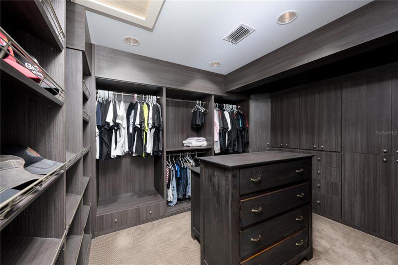 2nd Floor Master Suite bathroom
