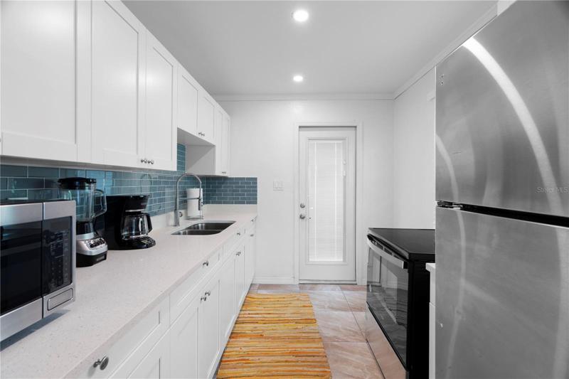 1504 Kitchen