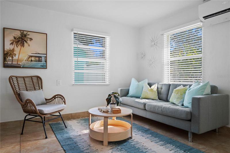 1502 Living Room