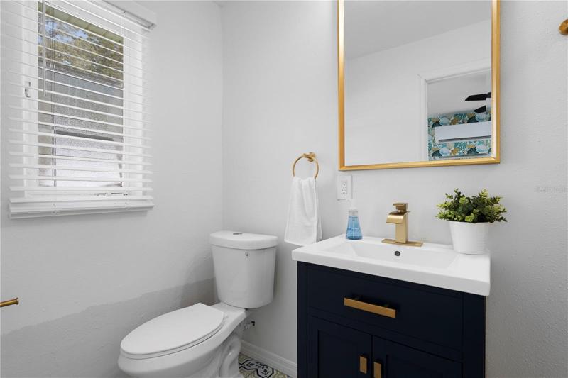 1502 Bathroom