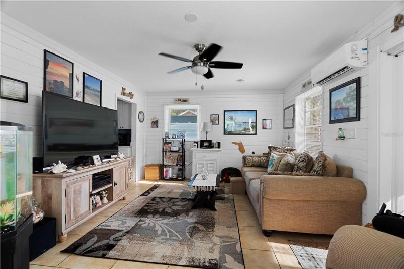 1500 Living Room