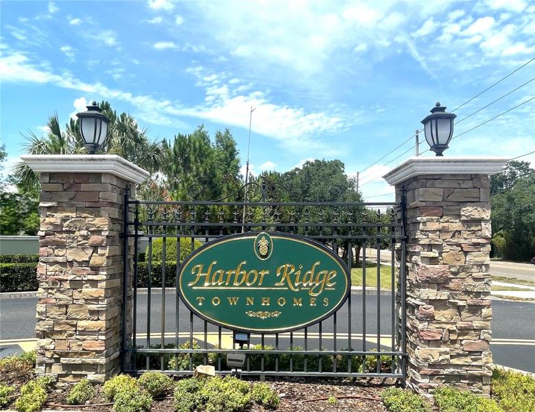 Welcome to Harbor Ridge Townhomes