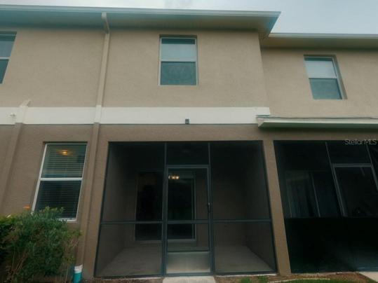 BACK EXTERIOR