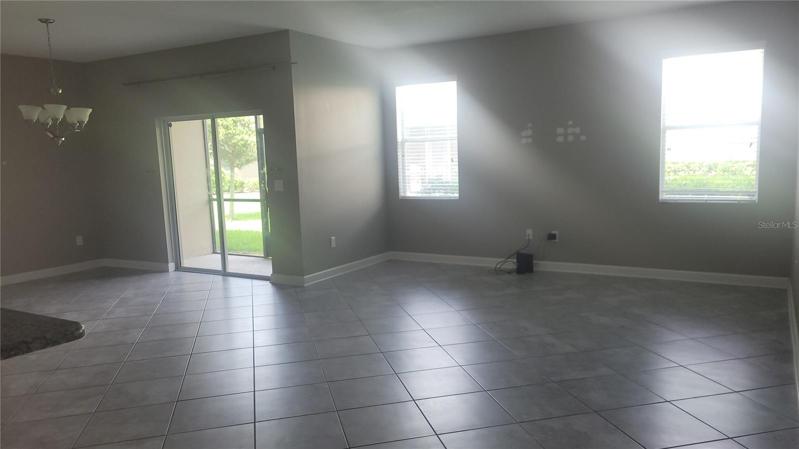 OPEN AREA FAMILY ROOM