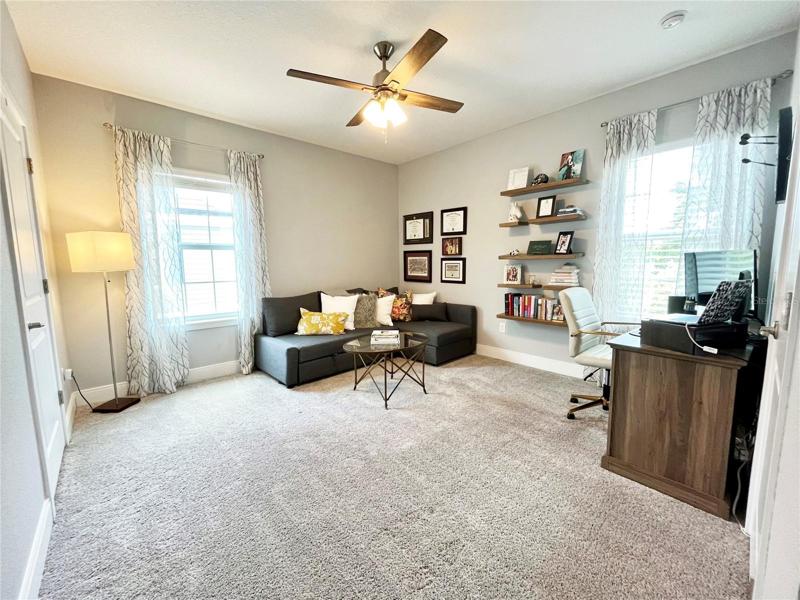Third bedroom/Office