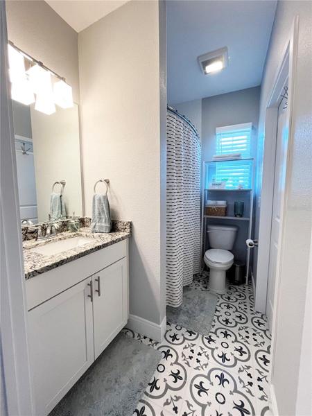 Jack and Jill bath