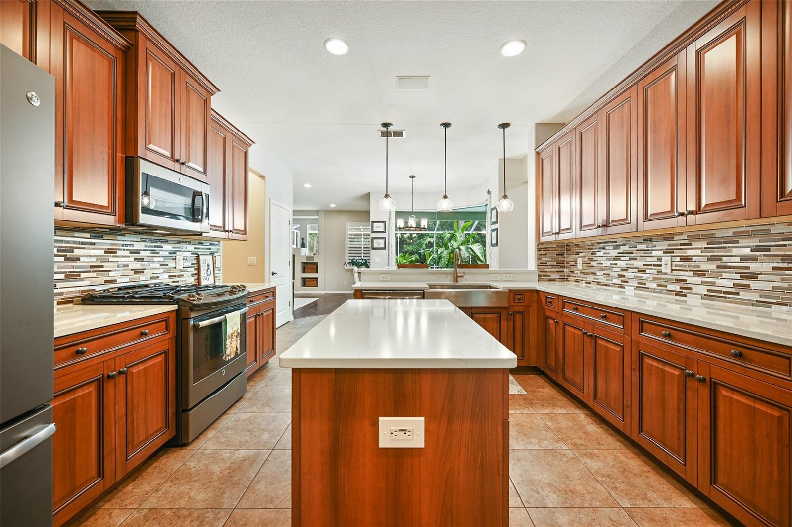 Kitchen with center island
