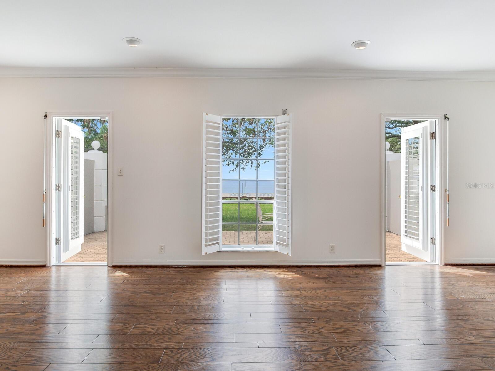 Spacious 25 X 23 brick patio