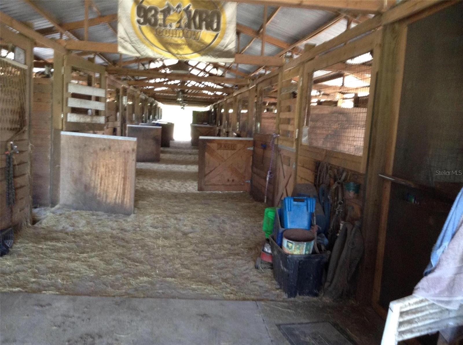 Center of Barn/Barn Isle