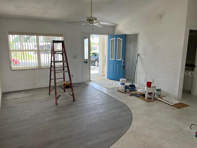 Living Room (Painter just finished)