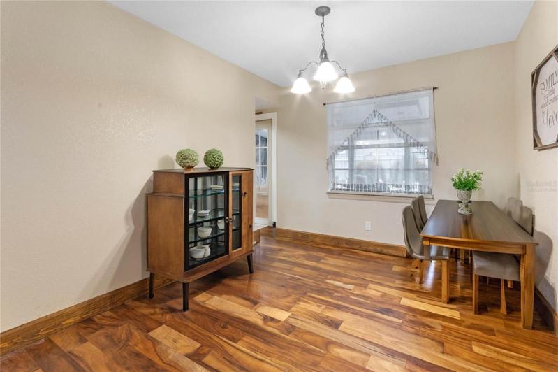 LivingRoom Virtually Staged