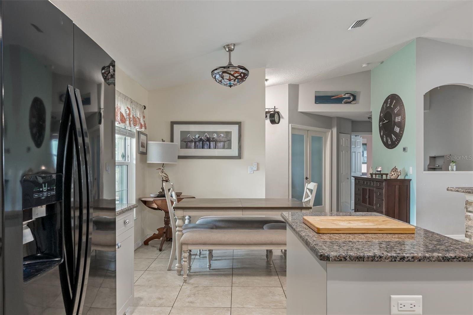Kitchen/Dining Area
