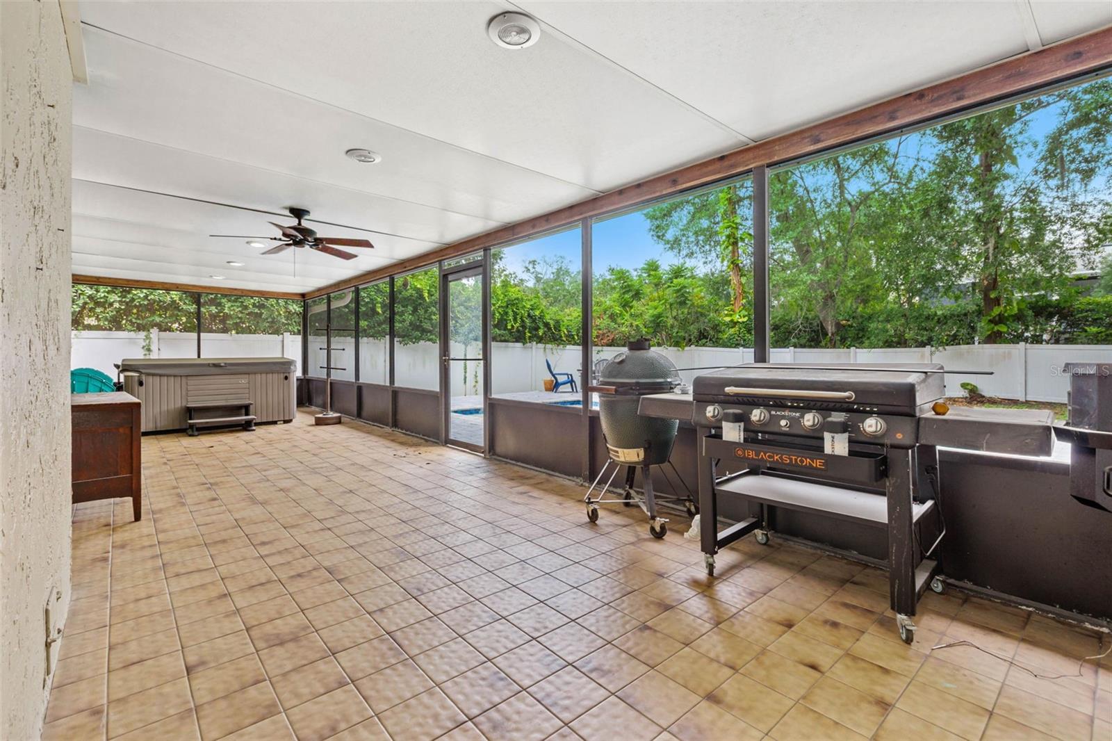 12x42 screened in patio