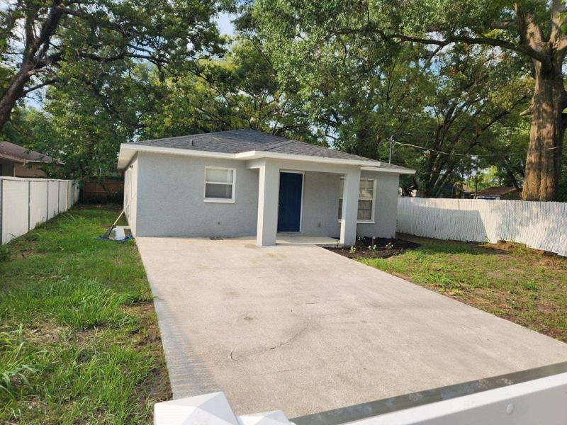 Front Entrance Driveway