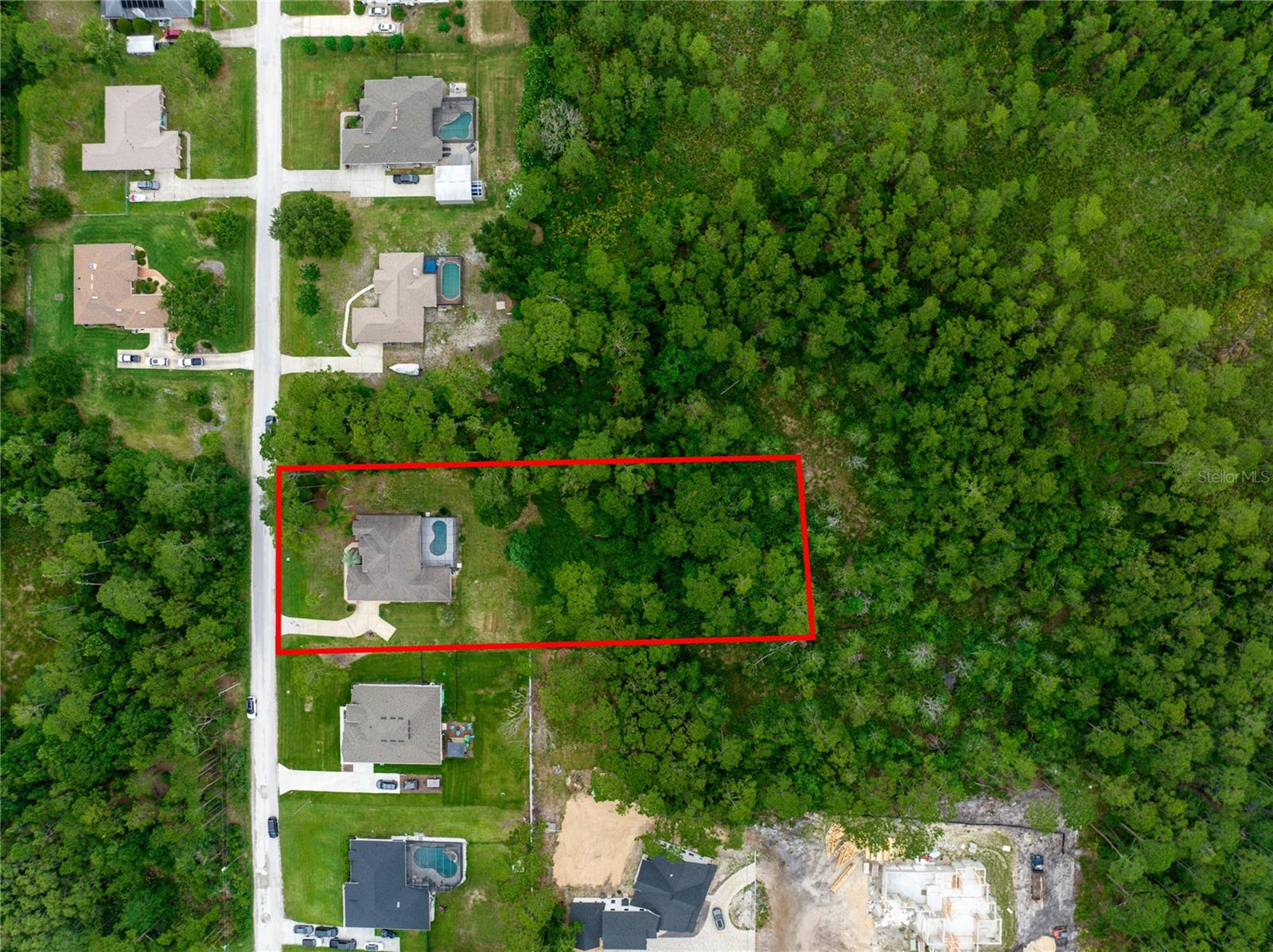 Sale includes lot directly behind at 36 Fyfe Avenue