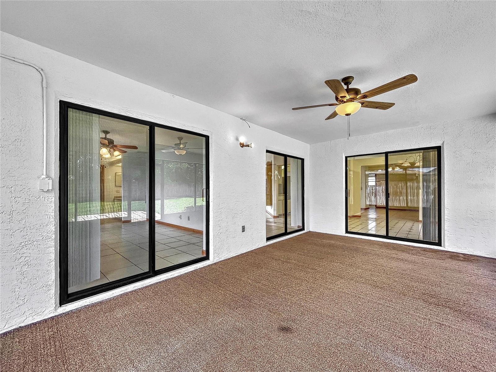 Large Lanai