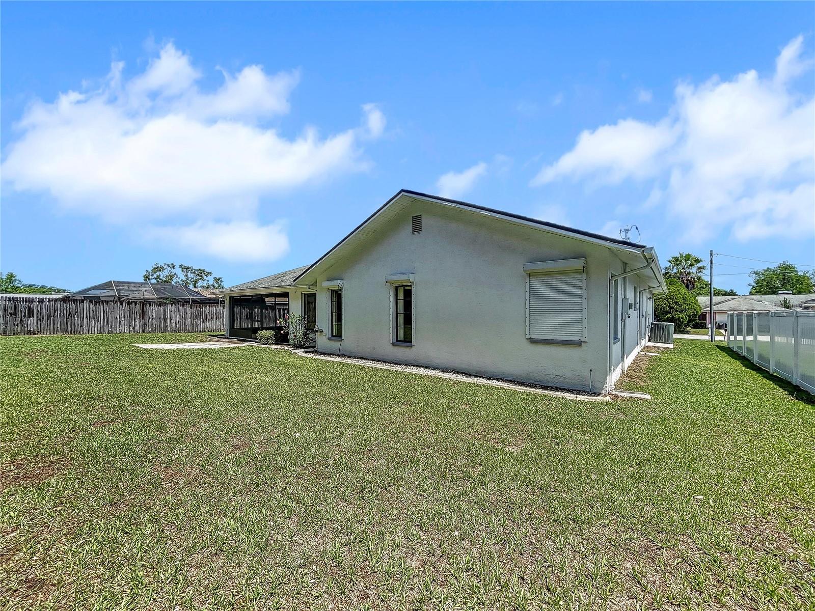 Large Lanai