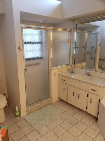 Master Bath - Shower
