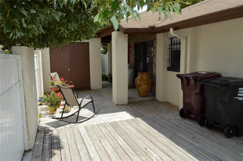 Another view of the side terrace.