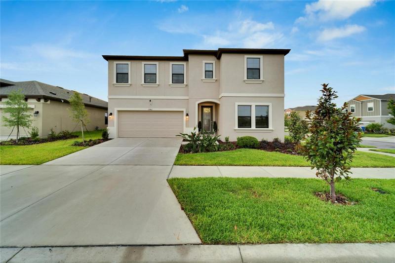 Beautiful Two Story Westbay Home