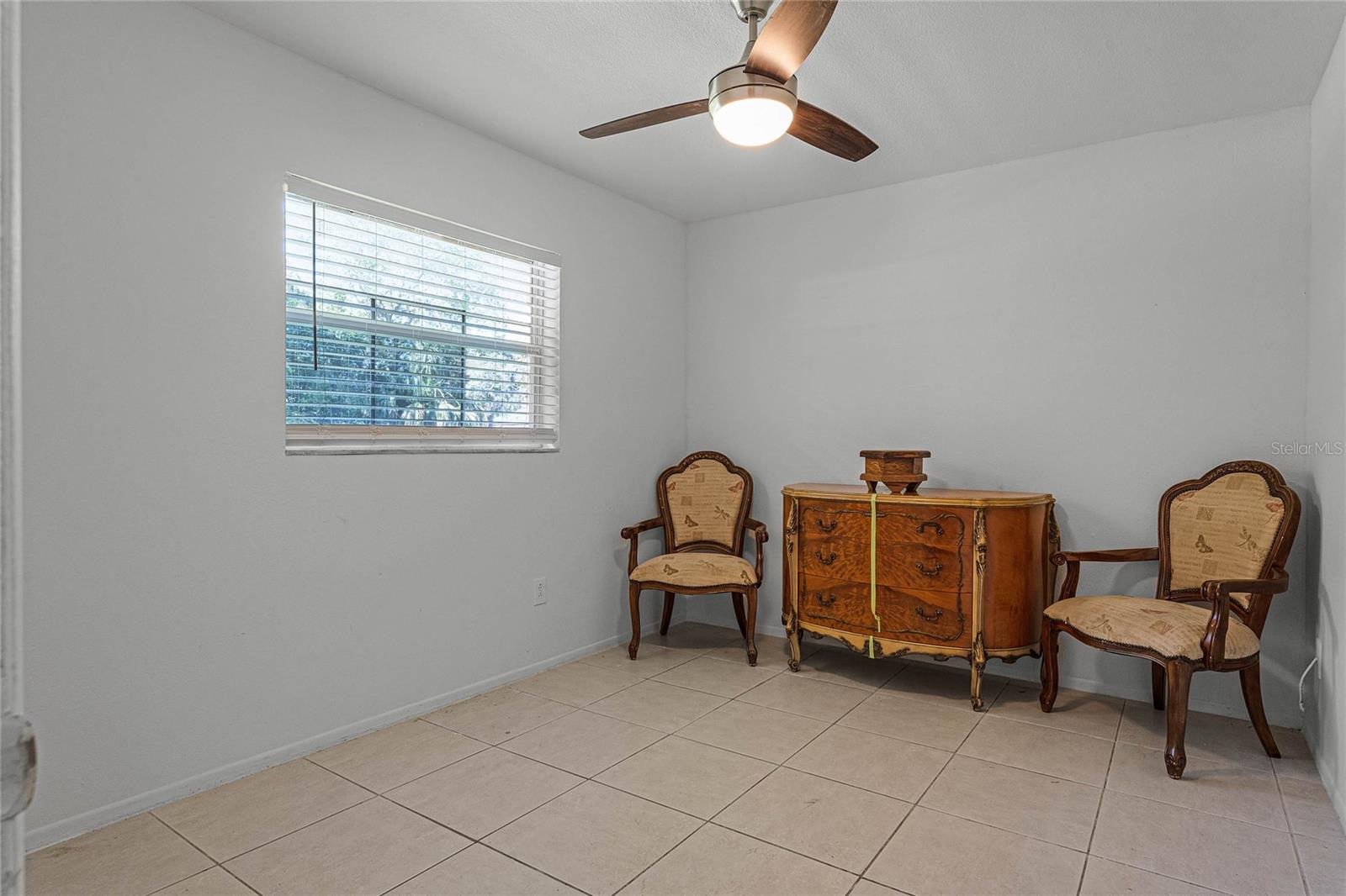 Right Side-Bedroom 2